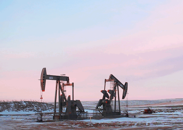 Гифка Нефтяные вышки