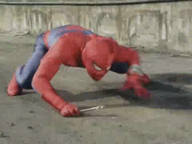 Гифка Человек-паук против Человека-муравья