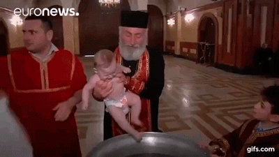 Гифка Эмоции ребёнка от крещения