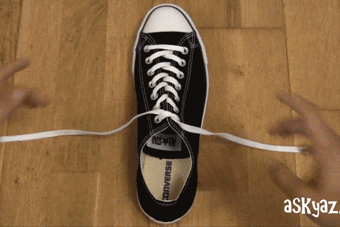 Гифка Как завязать шнурки