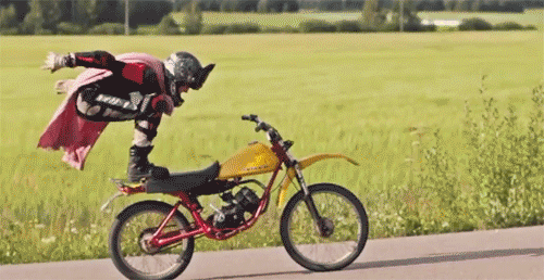 Гифка Сальто с мотоцикла