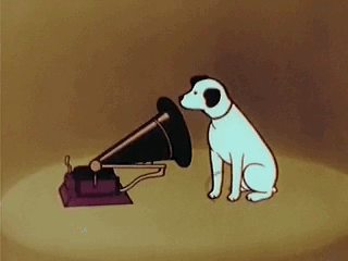 Гифка Собака и граммофон