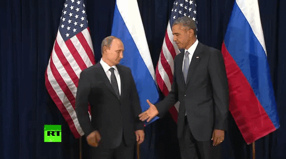 Гифка Путин и Обама пожимают руки