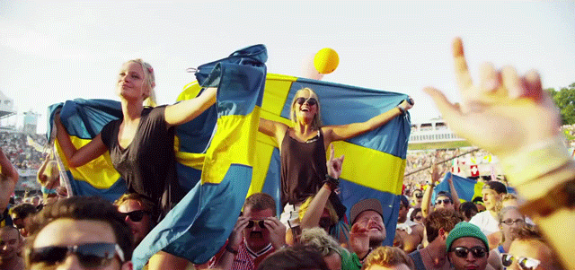 Гифка Фанаты сборной Швеции