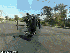 Гифка Поднимание штанги на мотоцикле